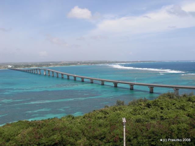 Most k ostrovu Kuremadžima